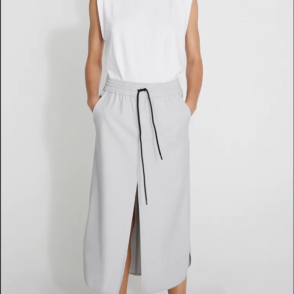 Zara TECHNICAL MIDI SKIRT w/ FRONT SLIT FRONT NEW - Picture 2 of 8
